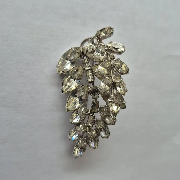 Vintage signed Weiss leaf spray brooch - Picture 6 of 6